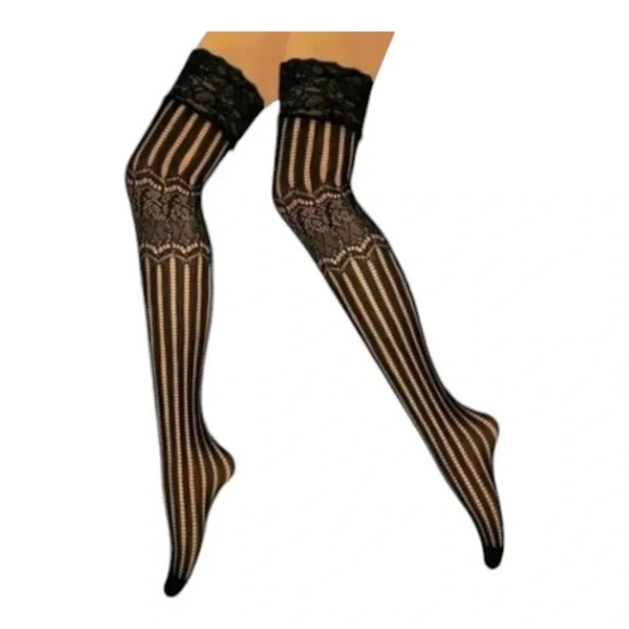 Plus Size Black Thigh High Jacquard Stockings - Picture 2 of 5